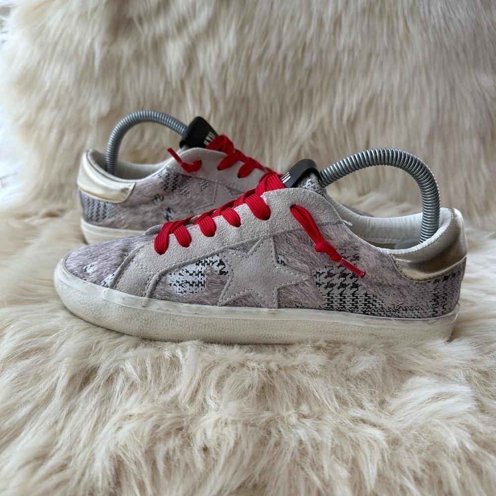 Steve Madden Philosophy Calf Hair Sneakers Womens Size 8